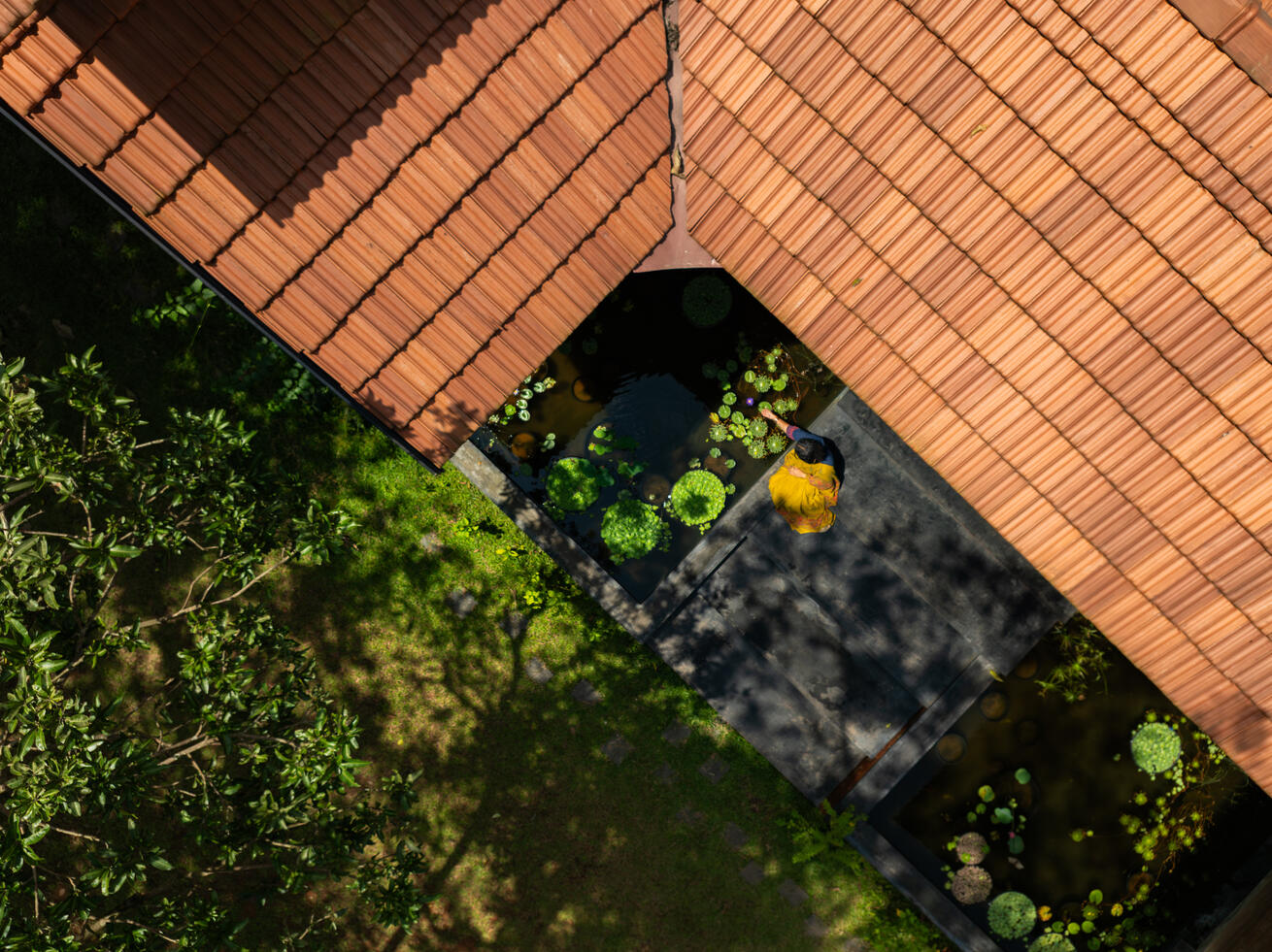 Waterbody near to the entry